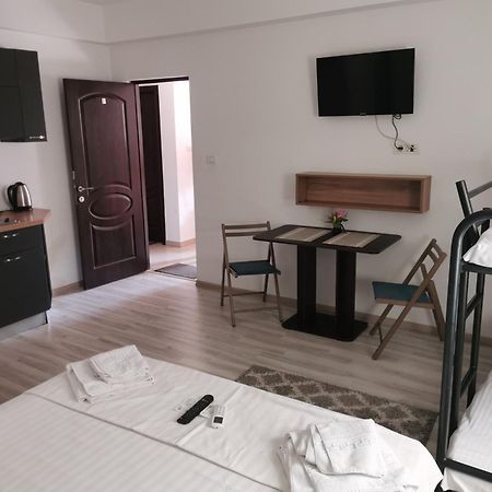 Hotel Ipsilanti Ιάσιο Εξωτερικό φωτογραφία